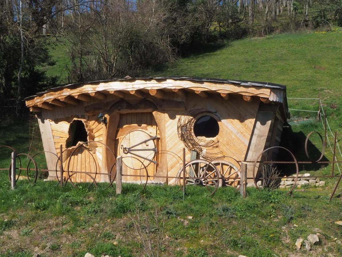Village.Insolite Montagny-sur-Grosne Exterior photo